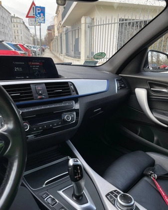 BMW Seria 1 cena 88000 przebieg: 89000, rok produkcji 2018 z Staszów małe 631